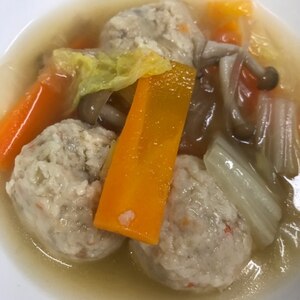 鶏団子と春雨の和風スープ